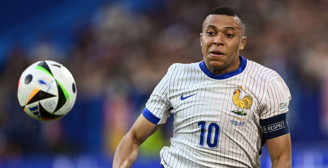 Mbappe ghi tới 6 bàn trong 2 trận gặp Hà Lan gần đây Mbappe ghi tới 6 bàn trong 2 trận gặp Hà Lan gần đây