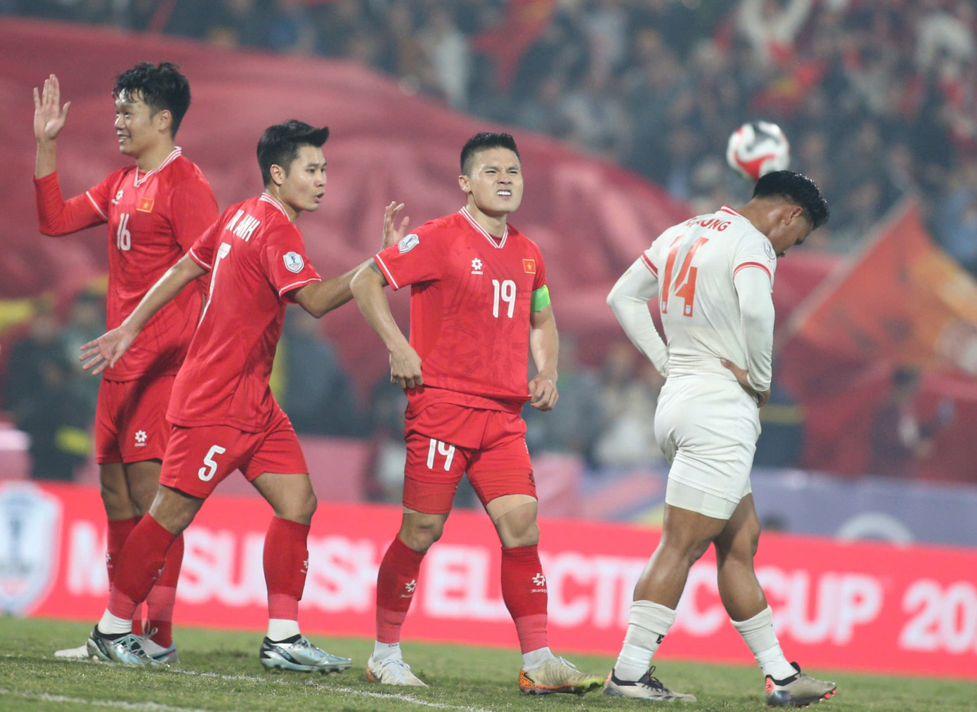 Đại phá Myanmar, đội tuyển Việt Nam vào bán kết ASEAN Cup 2024 ảnh 86