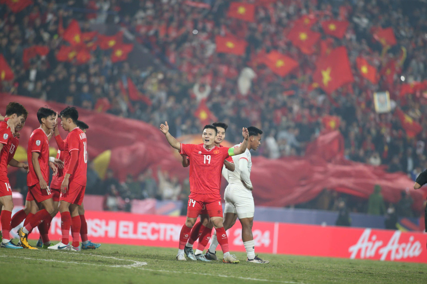 Đại phá Myanmar, đội tuyển Việt Nam vào bán kết ASEAN Cup 2024 ảnh 79