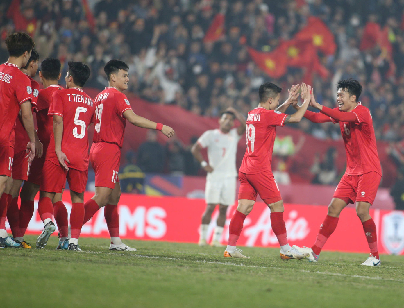 Đại phá Myanmar, đội tuyển Việt Nam vào bán kết ASEAN Cup 2024 ảnh 87