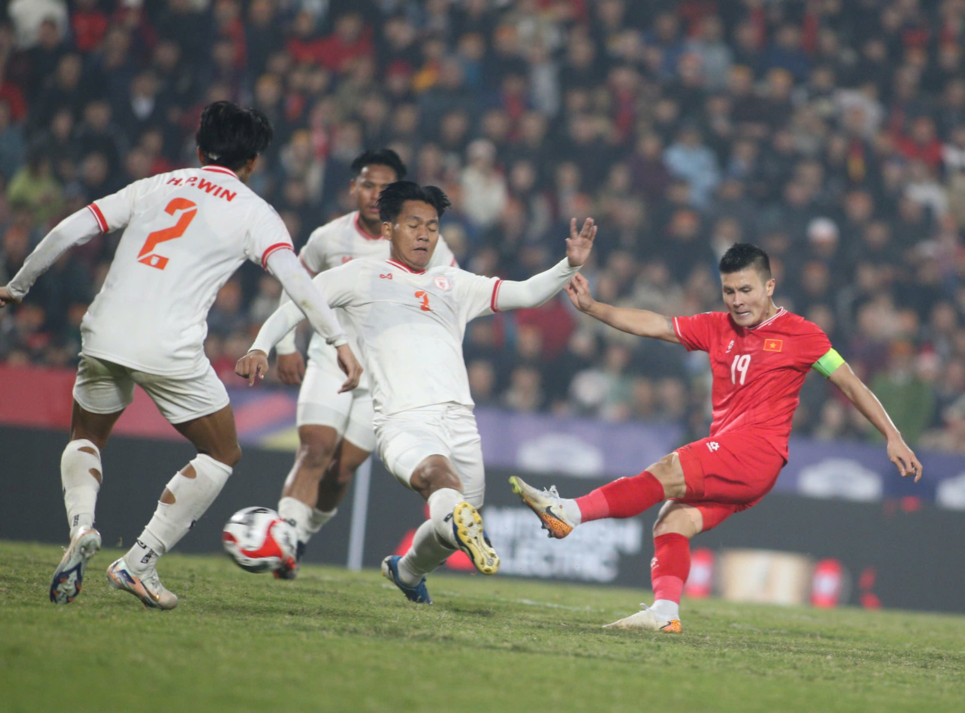 Đại phá Myanmar, đội tuyển Việt Nam vào bán kết ASEAN Cup 2024 ảnh 90