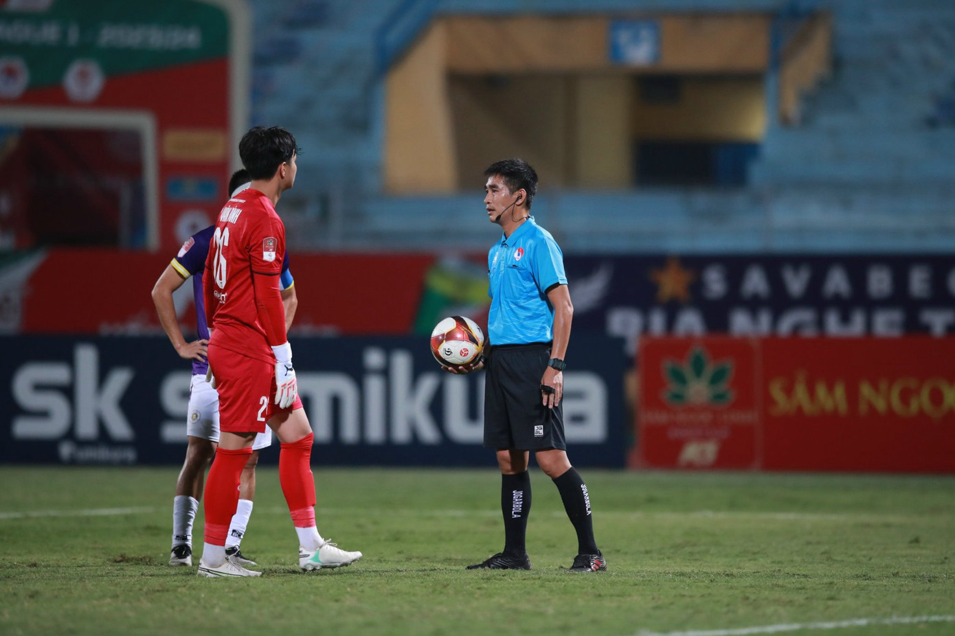 Hà Nội thắng đẹp SLNA trên sân Hàng Đẫy ảnh 16 Hà Nội thắng đẹp SLNA trên sân Hàng Đẫy ảnh 16