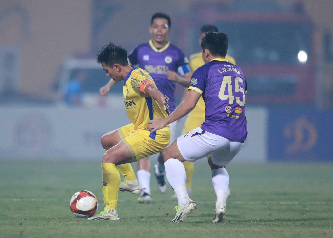 Hà Nội thắng đẹp SLNA trên sân Hàng Đẫy ảnh 17 Hà Nội thắng đẹp SLNA trên sân Hàng Đẫy ảnh 17