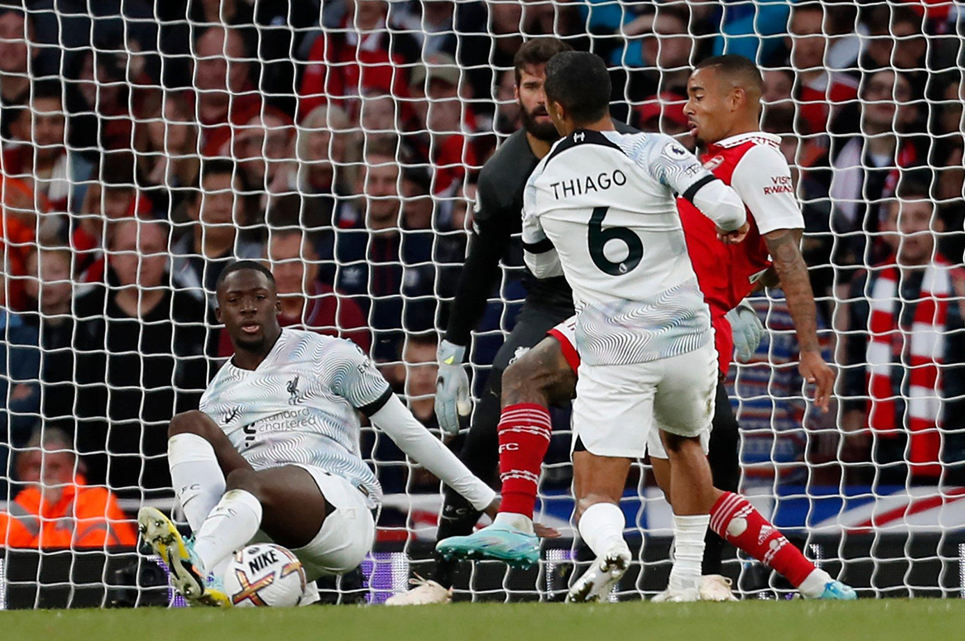 Arsenal vẫn nhỉnh hơn Liverpool về khả năng ghi bàn