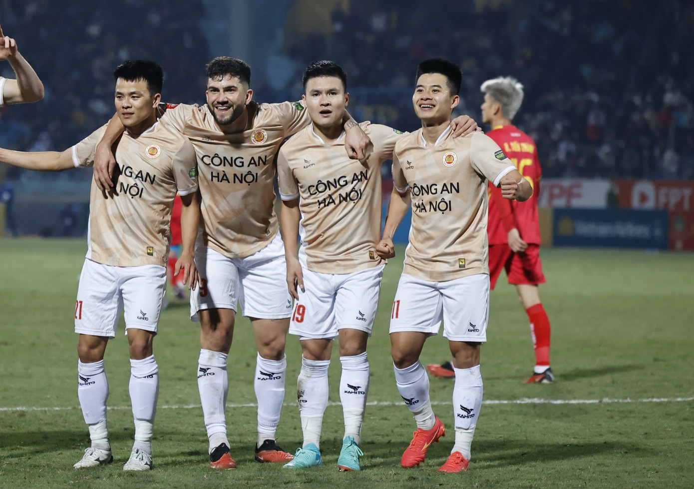  Thắng Thanh Hoá, CAHN trở lại cuộc đua vô địch V-League ảnh 33