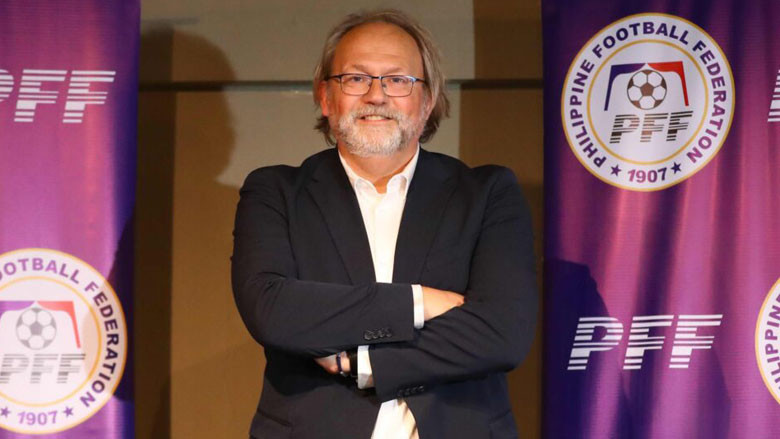 HLV Sainfiet đặt kỳ vọng rất cao khi gặp Việt Nam