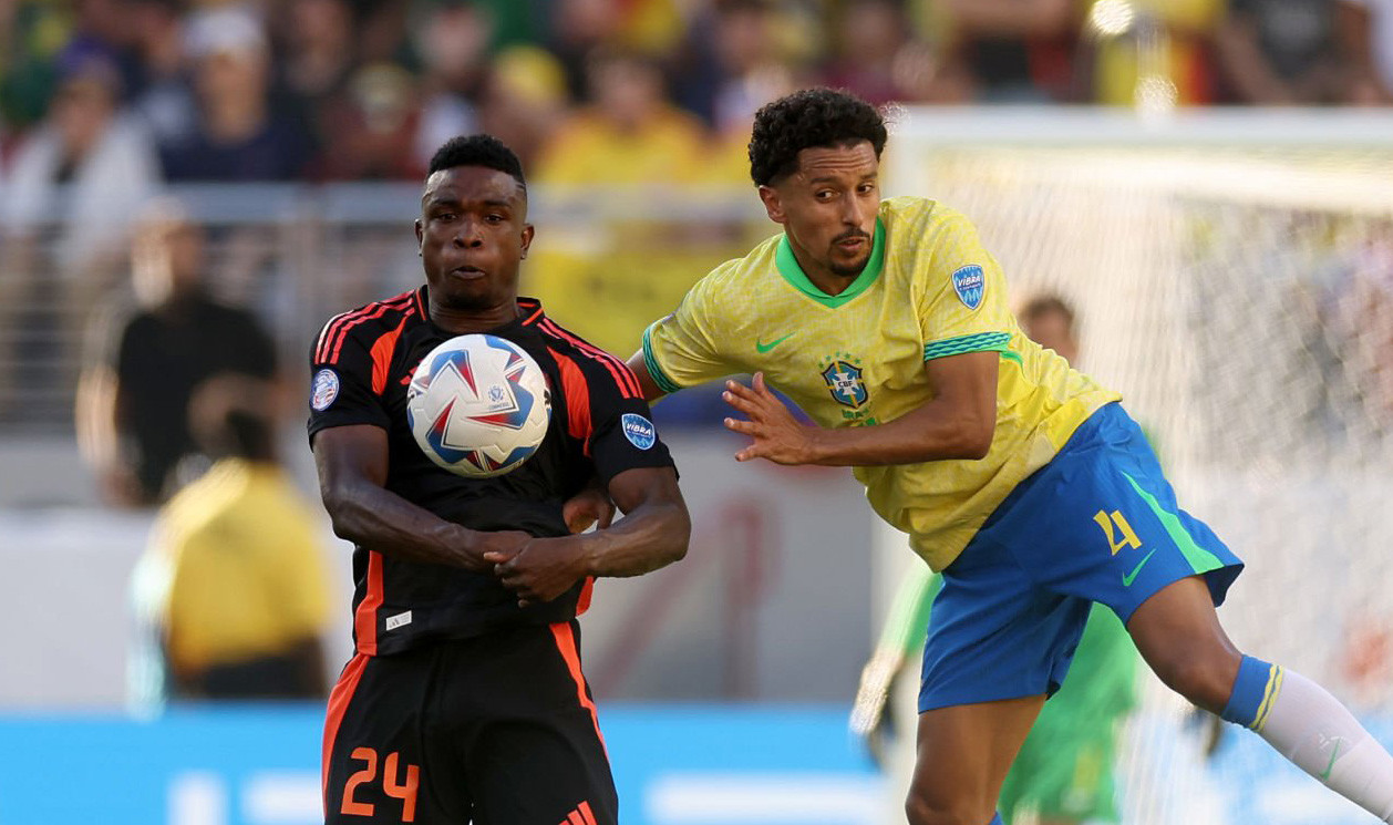 Brazil chỉ có được trận hòa 1-1 với Colombia Brazil chỉ có được trận hòa 1-1 với Colombia