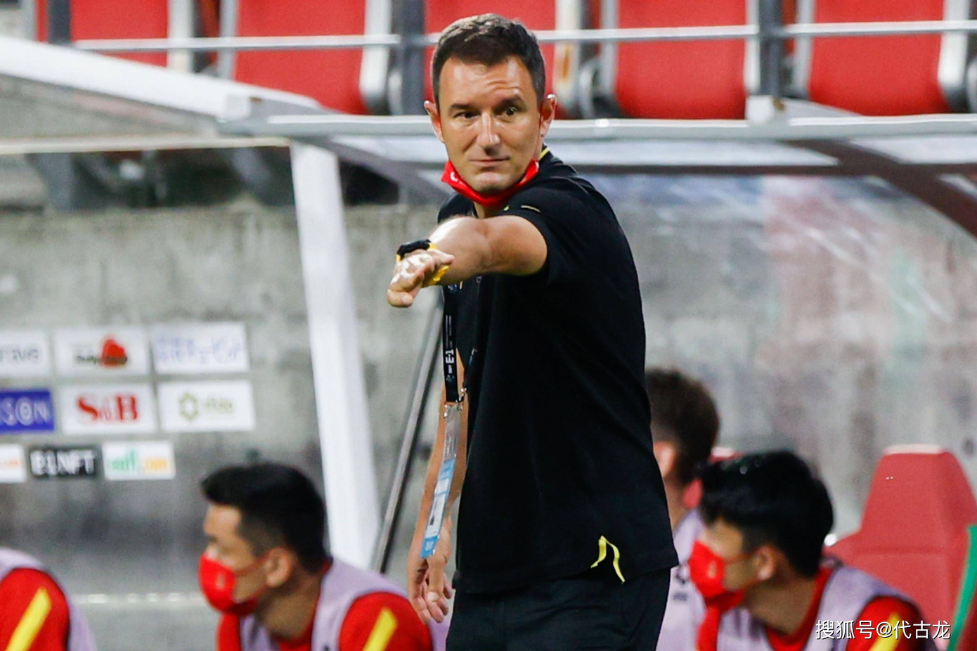 HLV Jankovic đang hứng chịu công kích từ dư luận