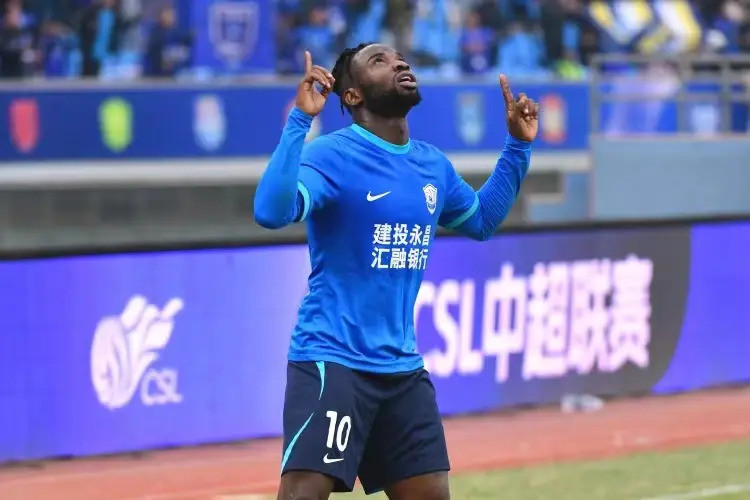 Oscar có thể khoác áo ĐT Trung Quốc trong tương lai gần Oscar có thể khoác áo ĐT Trung Quốc trong tương lai gần