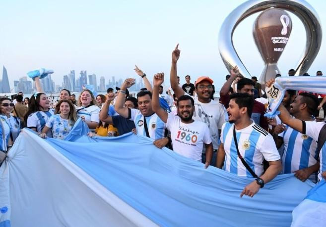 Với NHM Argentina, World Cup 2022 là giải đấu của cả cuộc đời họ