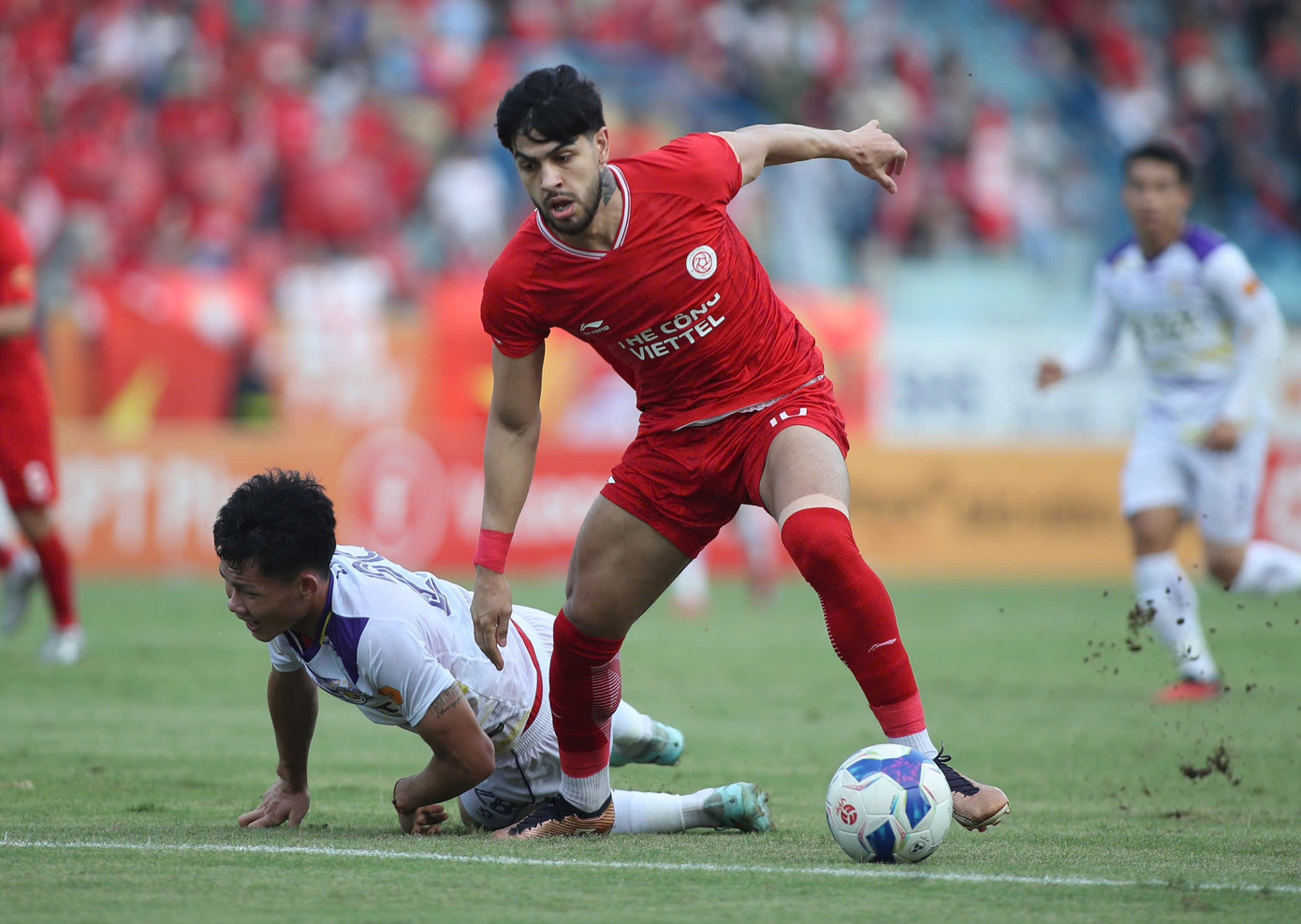 CLB Hà Nội thua trận 'derby thủ đô' trước Thể Công Viettel ảnh 9 CLB Hà Nội thua trận 'derby thủ đô' trước Thể Công Viettel ảnh 9