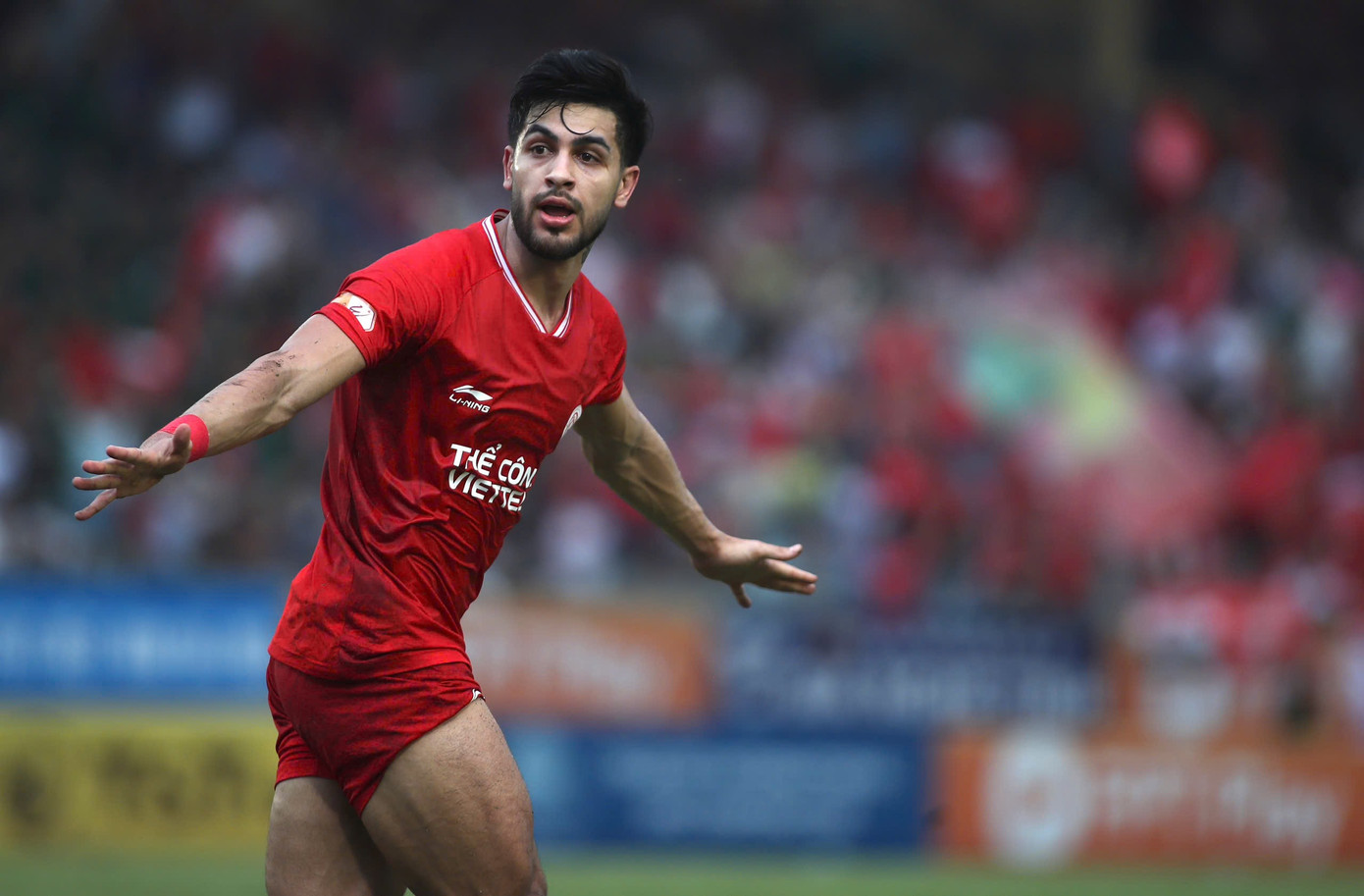 CLB Hà Nội thua trận 'derby thủ đô' trước Thể Công Viettel ảnh 11 CLB Hà Nội thua trận 'derby thủ đô' trước Thể Công Viettel ảnh 11