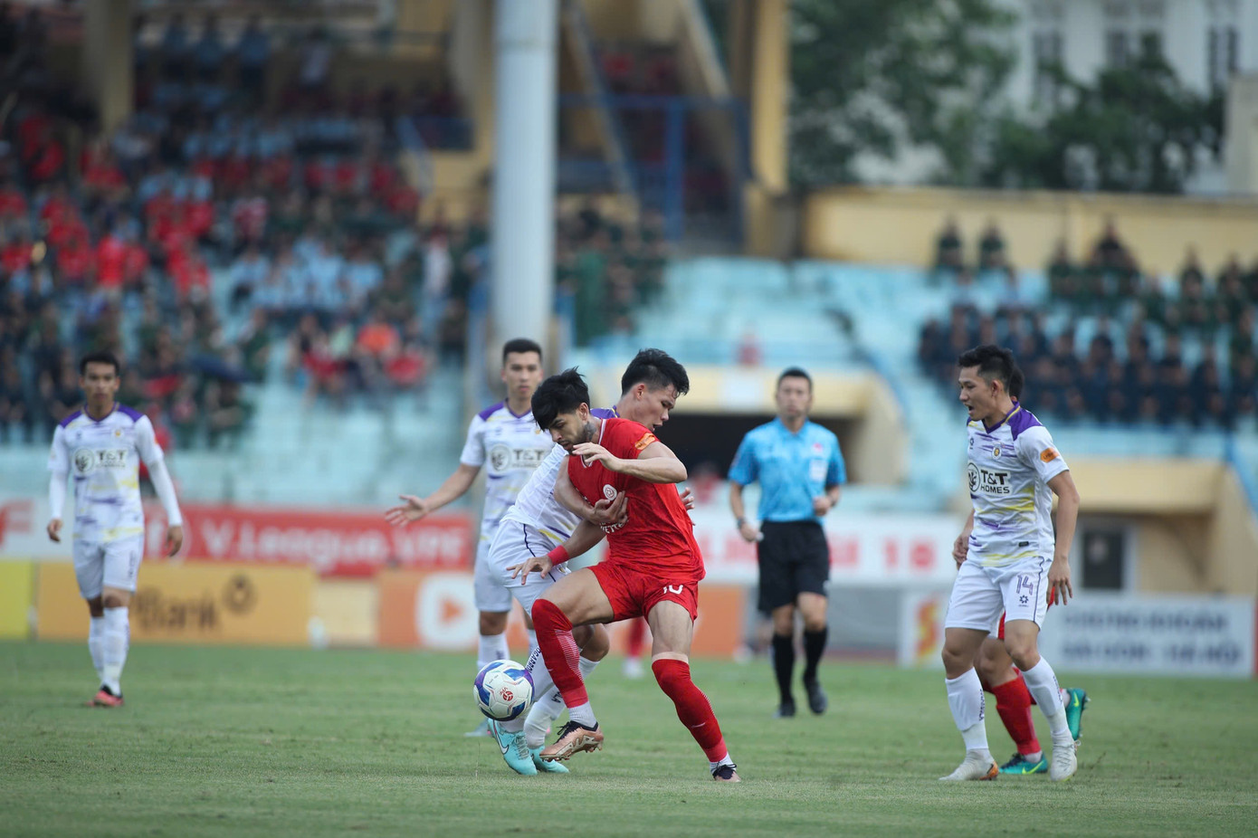 CLB Hà Nội thua trận 'derby thủ đô' trước Thể Công Viettel ảnh 16 CLB Hà Nội thua trận 'derby thủ đô' trước Thể Công Viettel ảnh 16