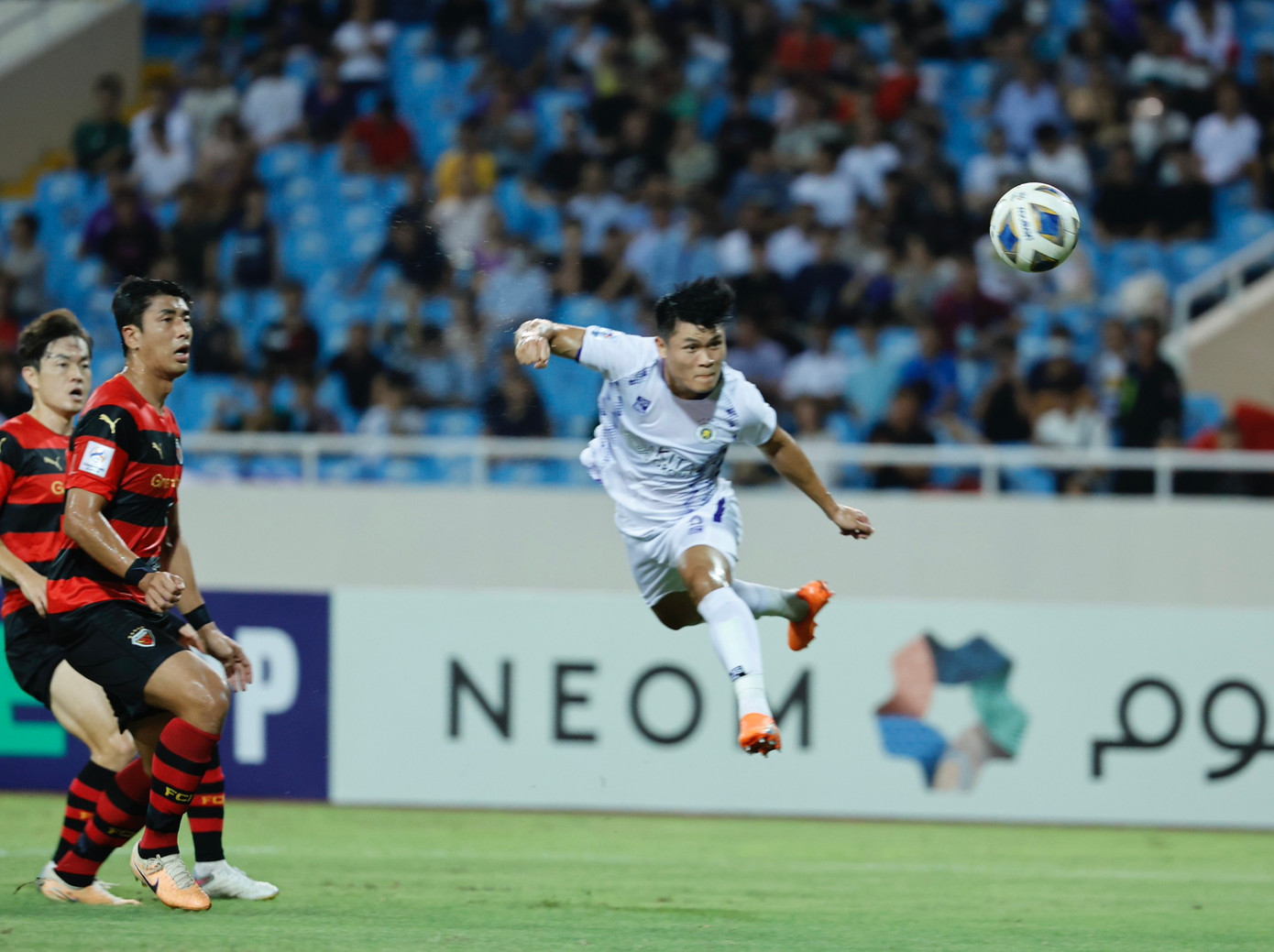 Hà Nội FC có màn thể hiện tốt dù thua Pohang Steelers 2-4 ảnh 16