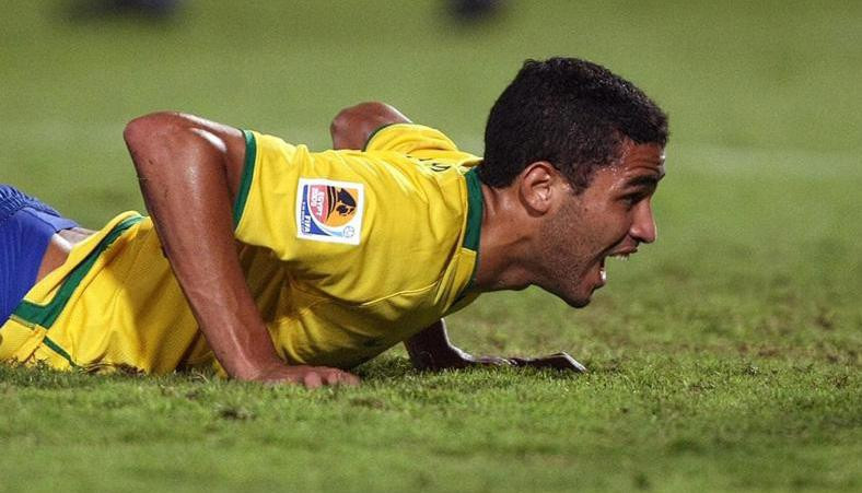 Kardec từng nhiều năm thi đấu cho các đội trẻ của Brazil