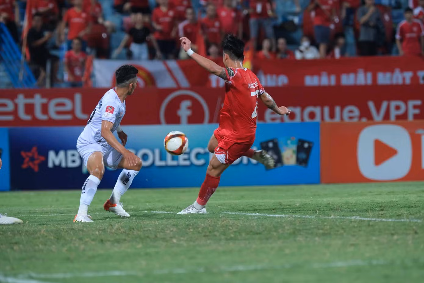 Đức Chiến, Mạnh Dũng lập công giúp Viettel đánh bại Hải Phòng 2-0 ảnh 20