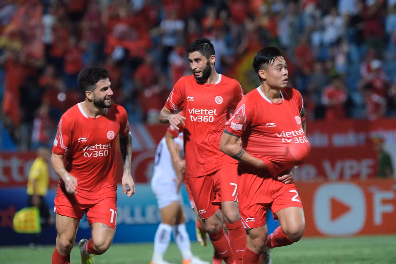 Đức Chiến, Mạnh Dũng lập công giúp Viettel đánh bại Hải Phòng 2-0 ảnh 23