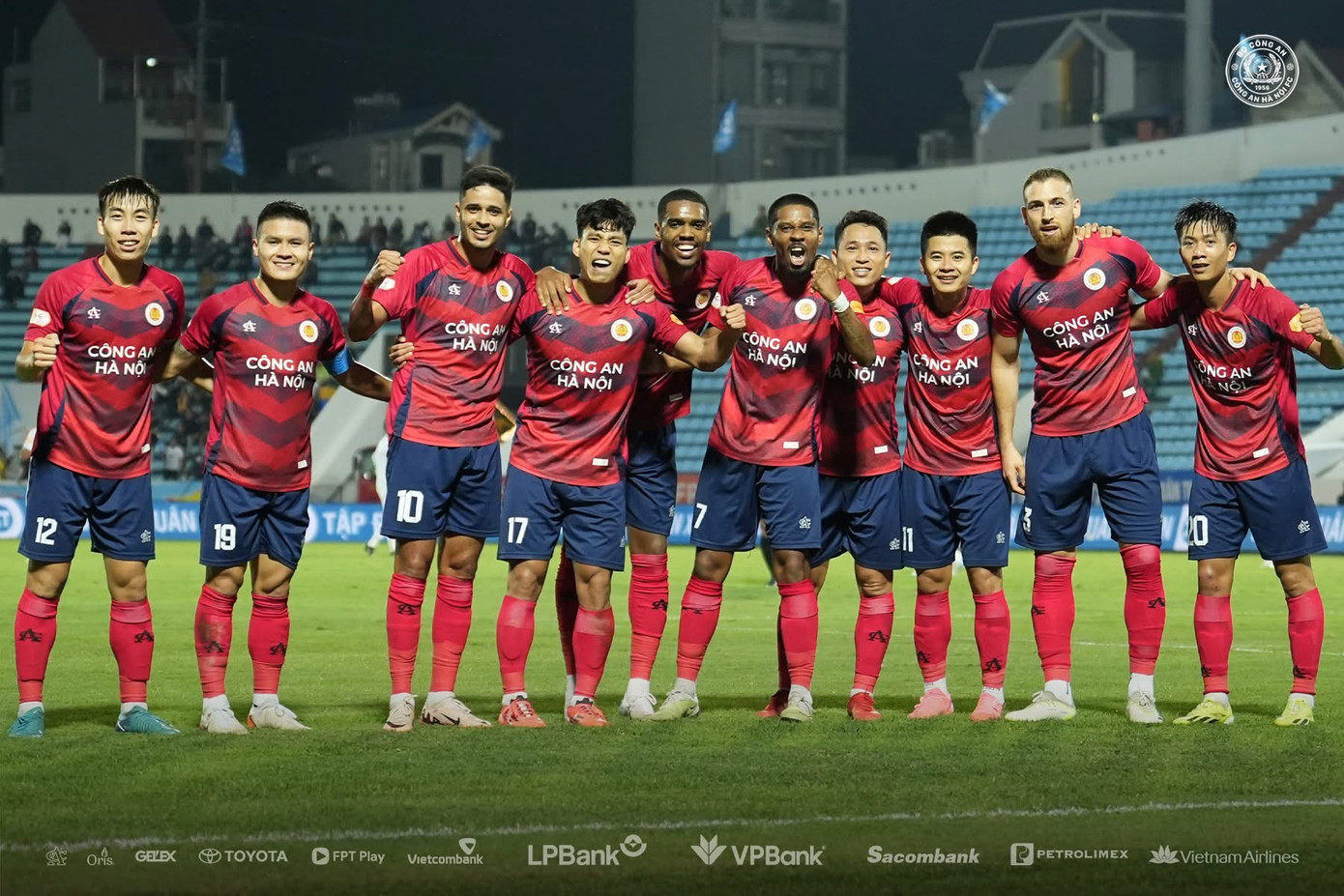 Bị SLNA cầm chân, CAHN xa dần giấc mơ vô địch ảnh 9 Bị SLNA cầm chân, CAHN xa dần giấc mơ vô địch ảnh 9