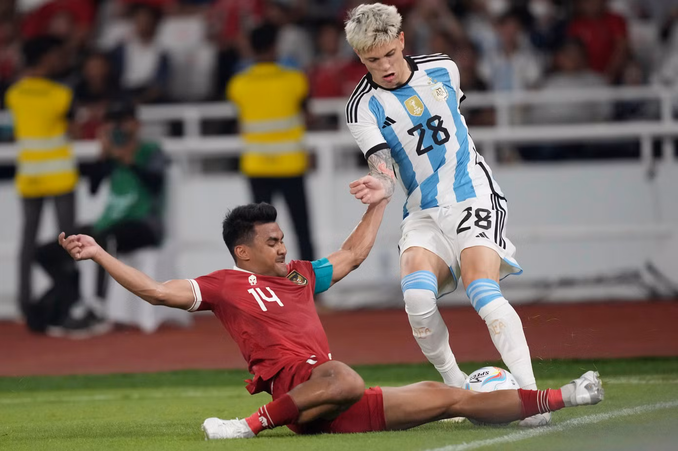 Argentina chưa mang đến một lối chơi thuyết phục