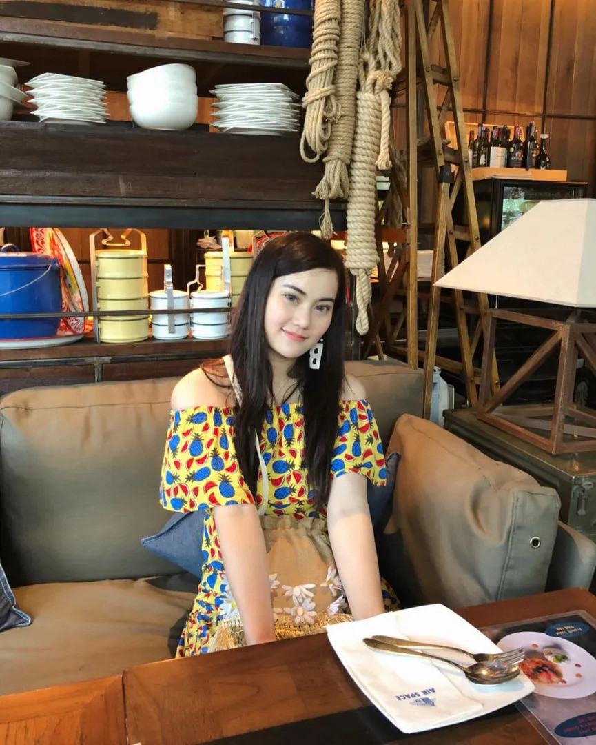 Hai người có một cuộc sống hạnh phúc, “miễn nhiễm” với scandal