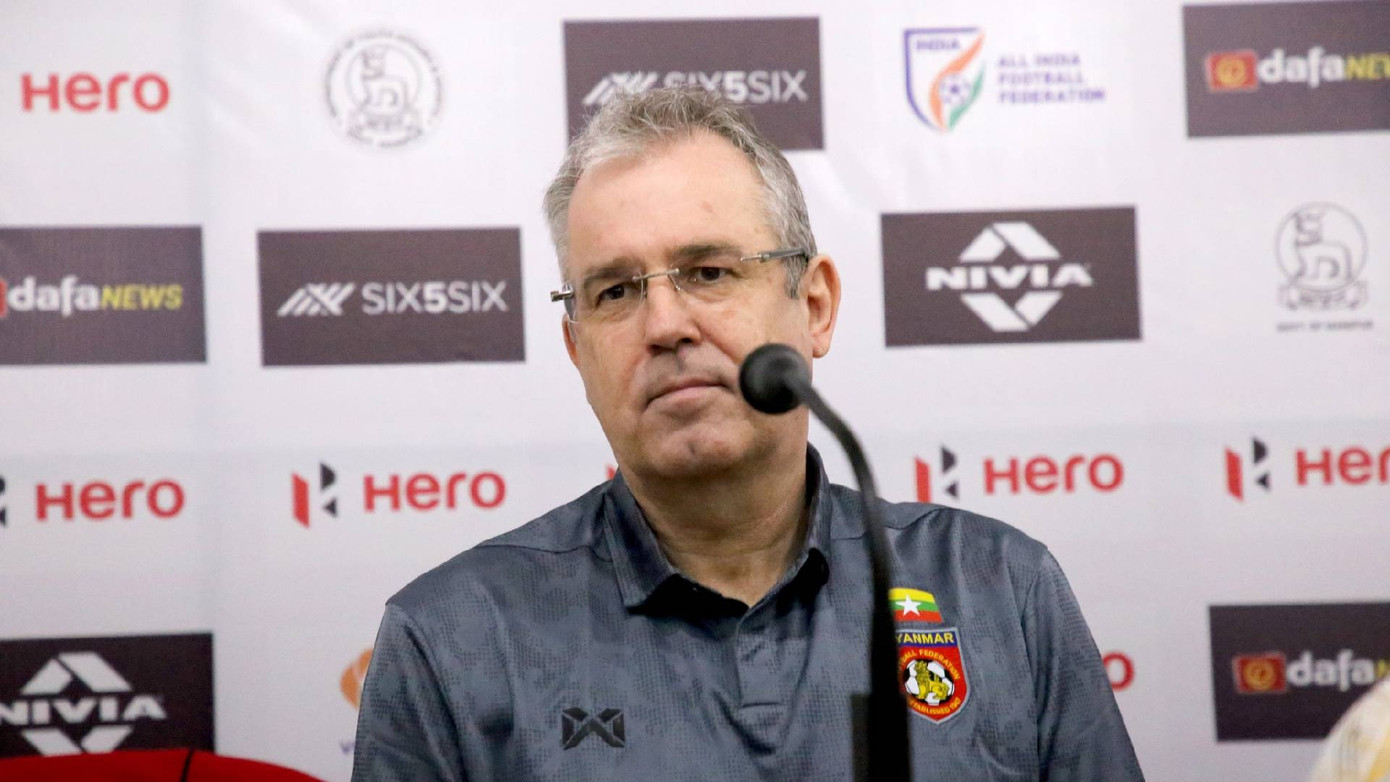 HLV Feichtenbeiner đã làm khá tốt công việc ở ĐT Myanmar