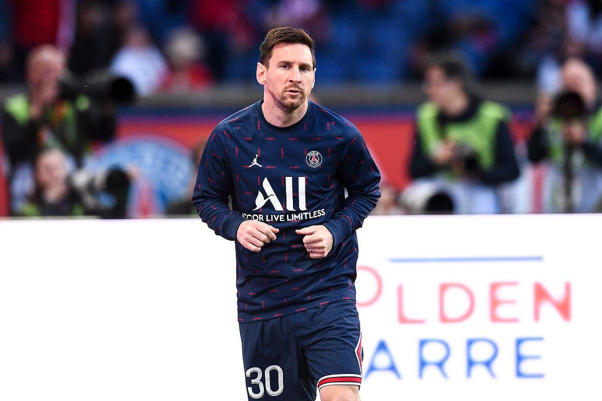 Messi đã trở lại tập luyện