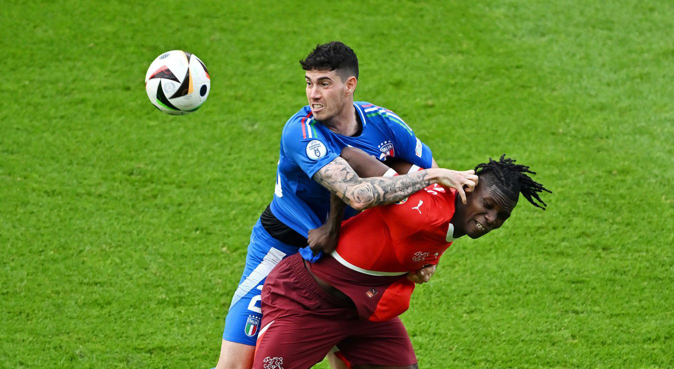 Thụy Sỹ gây sốc, loại nhà đương kim vô địch Italia với chiến thắng 2-0 ảnh 22 Thụy Sỹ gây sốc, loại nhà đương kim vô địch Italia với chiến thắng 2-0 ảnh 22