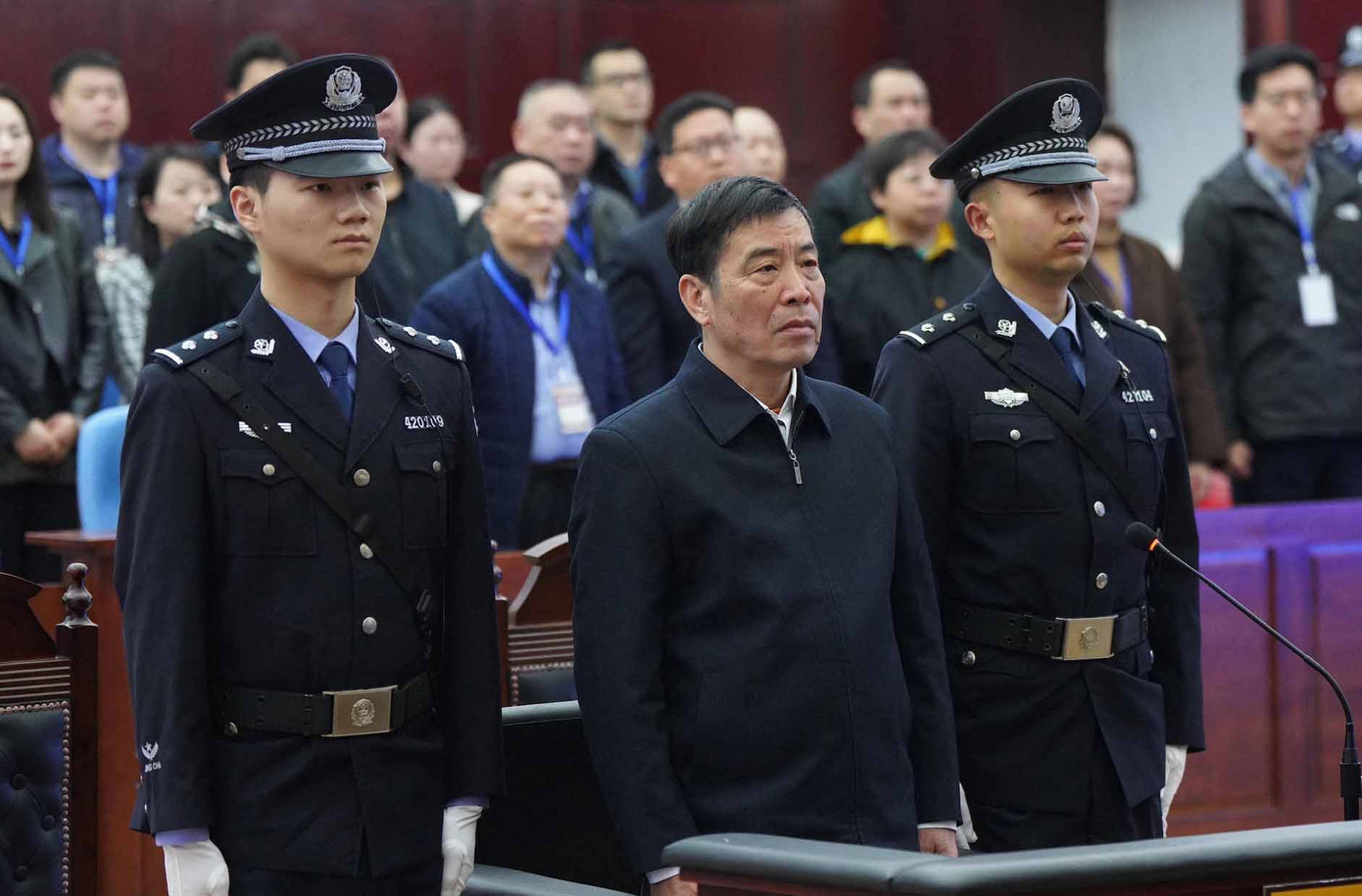 Cựu chủ tịch CFA, Chen Xuyuan, trong phiên xét xử Cựu chủ tịch CFA, Chen Xuyuan, trong phiên xét xử