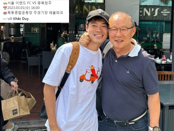 Bức ảnh HLV Park thăm Văn Toàn trên trang chủ của Seoul E-Land