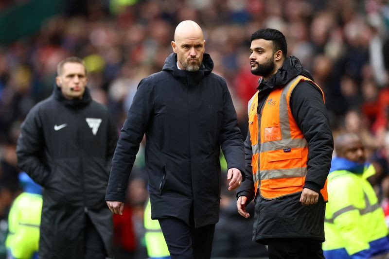Ten Hag bước chân khỏi MU và nhận một khoản lớn tiền đền bù