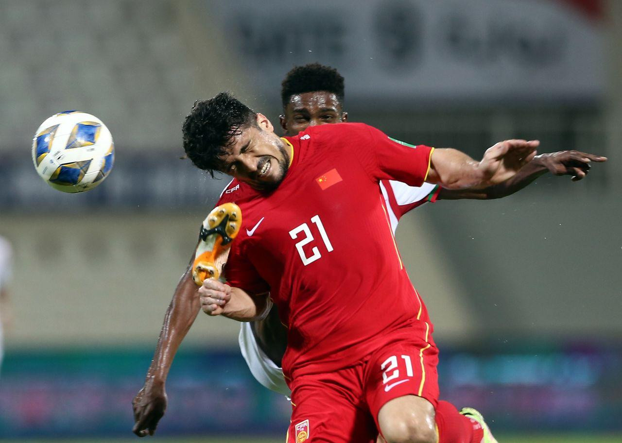 Lou Guofu đang khoác áo America Mineiro ở giải VĐQG Brazil Lou Guofu đang khoác áo America Mineiro ở giải VĐQG Brazil