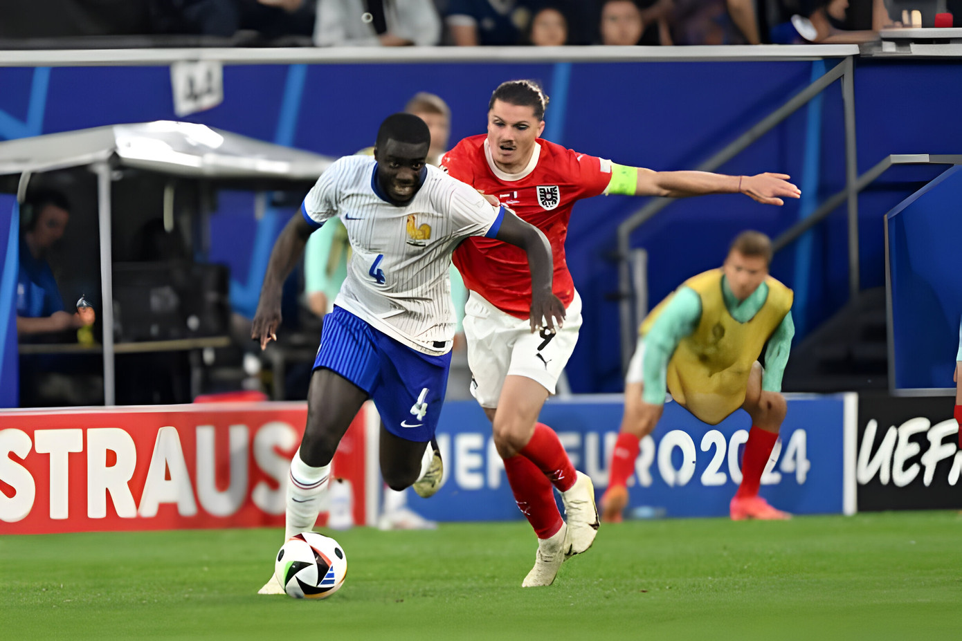 Mbappe im tiếng, tuyển Pháp nhọc nhằn vượt ải tuyển Áo ảnh 11