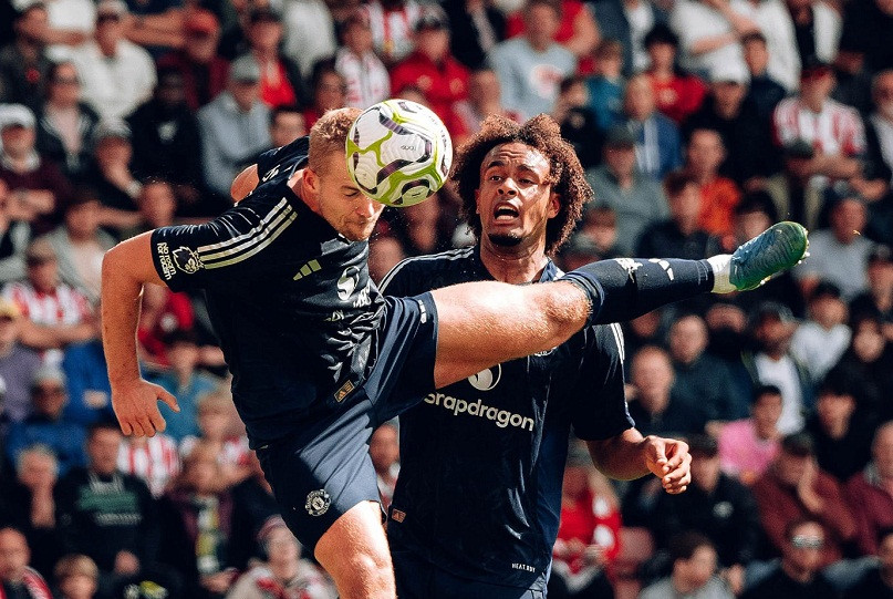 MU đánh bại Southampton 3-0 trên sân khách ảnh 19