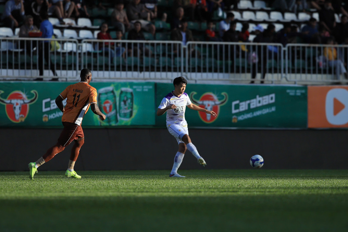 Có HLV mới, CLB Hà Nội thắng đậm HAGL tại Pleiku ảnh 9 Có HLV mới, CLB Hà Nội thắng đậm HAGL tại Pleiku ảnh 9