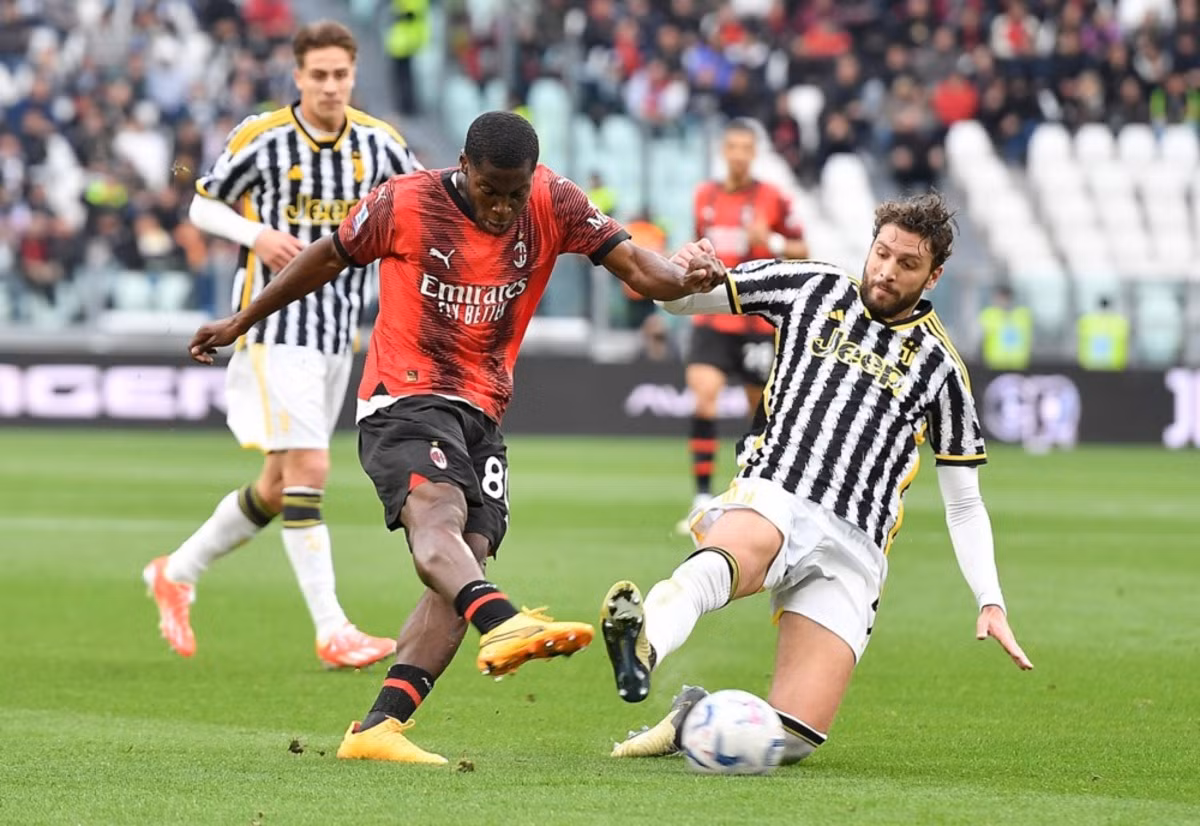 Cả Milan lẫn Juve đều đã bị loại Cả Milan lẫn Juve đều đã bị loại