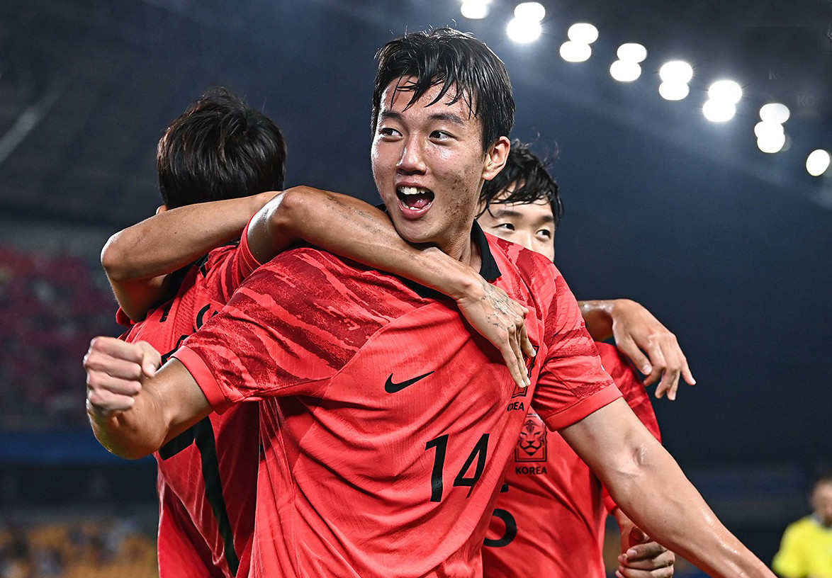 Ngược dòng hạ Olympic Nhật Bản 2-1, Olympic Hàn Quốc bảo vệ thành công HCV Asiad ảnh 7 Ngược dòng hạ Olympic Nhật Bản 2-1, Olympic Hàn Quốc bảo vệ thành công HCV Asiad ảnh 7