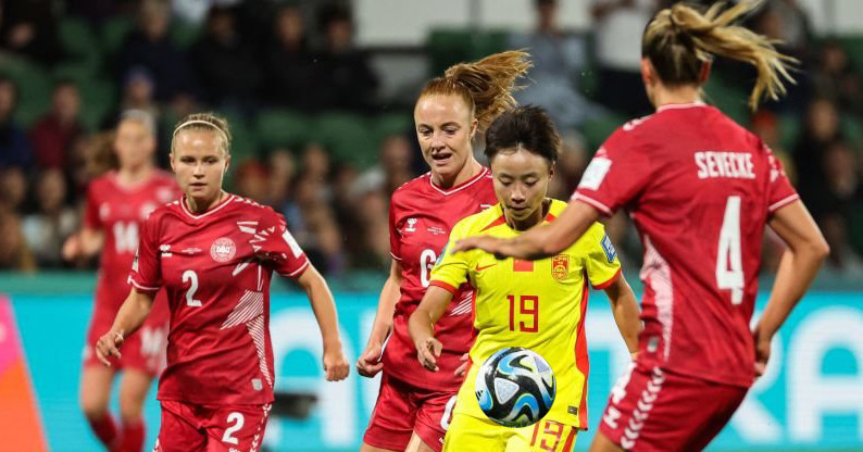 Đan Mạch đánh bại Trung Quốc nhờ bàn thắng duy nhất phút cuối trận ảnh 6 Đan Mạch đánh bại Trung Quốc nhờ bàn thắng duy nhất phút cuối trận ảnh 6