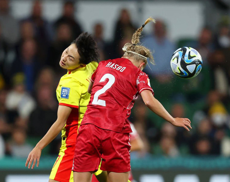 Đan Mạch đánh bại Trung Quốc nhờ bàn thắng duy nhất phút cuối trận ảnh 8 Đan Mạch đánh bại Trung Quốc nhờ bàn thắng duy nhất phút cuối trận ảnh 8