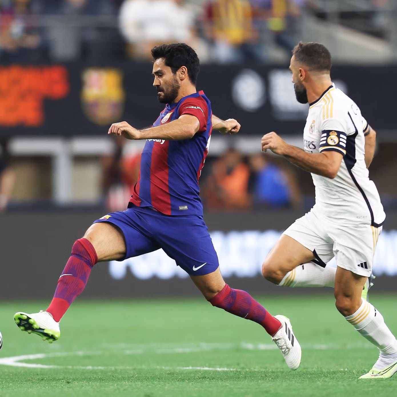 Bellingham lập cú đúp, Real ngược dòng hạ Barca 2-1 ảnh 7 Bellingham lập cú đúp, Real ngược dòng hạ Barca 2-1 ảnh 7