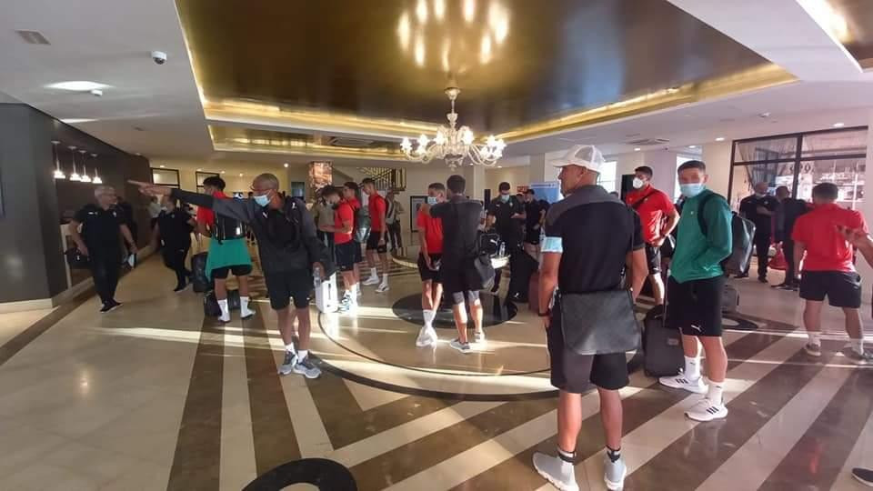 ĐT Morocco có mặt ở khách sạn chờ di tản