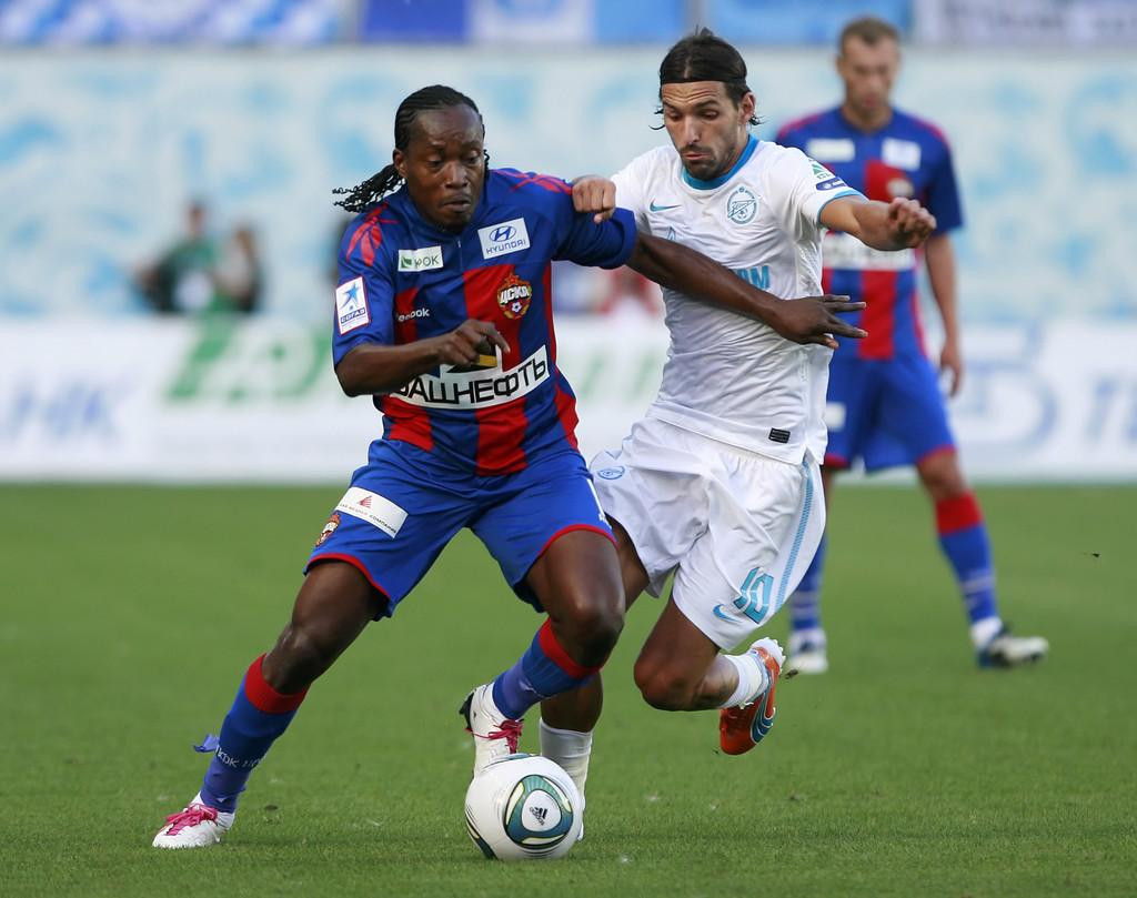 CSKA Moscow (trái) và Zenit nhiều năm qua dựa rất nhiều vào dàn cầu thủ ngoại CSKA Moscow (trái) và Zenit nhiều năm qua dựa rất nhiều vào dàn cầu thủ ngoại