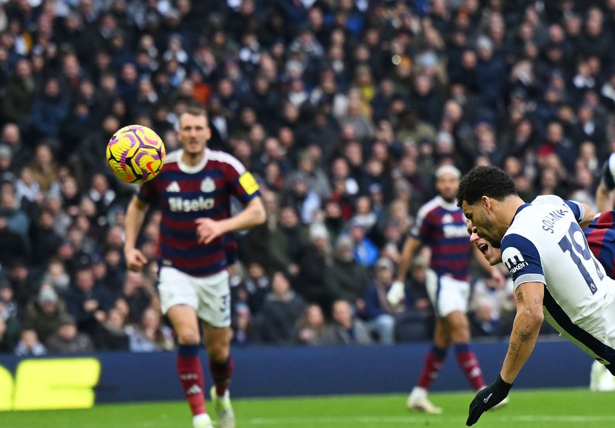 Bại trận trước Newcastle, Tottenham không biết mùi chiến thắng 4 trận liên tiếp ảnh 4 Bại trận trước Newcastle, Tottenham không biết mùi chiến thắng 4 trận liên tiếp ảnh 4