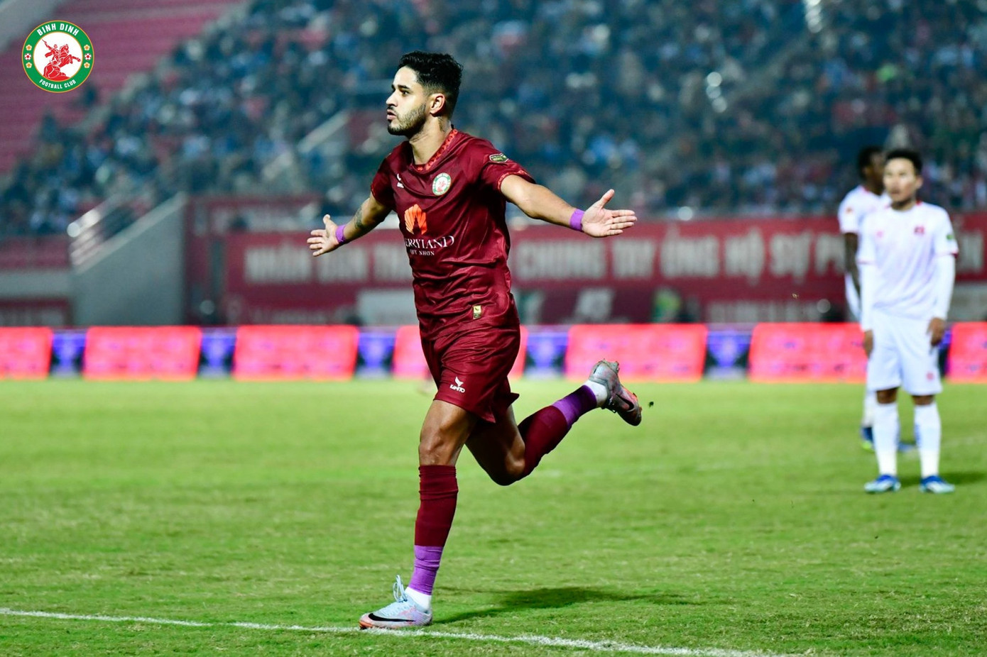 Leo Artur đã ghi 8 bàn ở mùa giải vừa qua