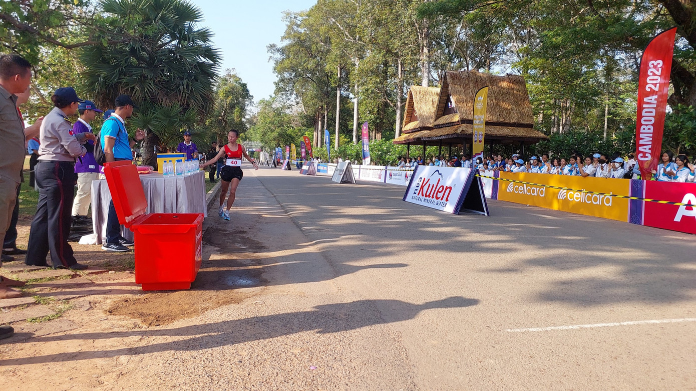 SEA Games 32 ngày thi đấu 6/5: Thanh Phúc giành HCV đi bộ 20km, Thành Ngưng HCB ảnh 6 SEA Games 32 ngày thi đấu 6/5: Thanh Phúc giành HCV đi bộ 20km, Thành Ngưng HCB ảnh 6