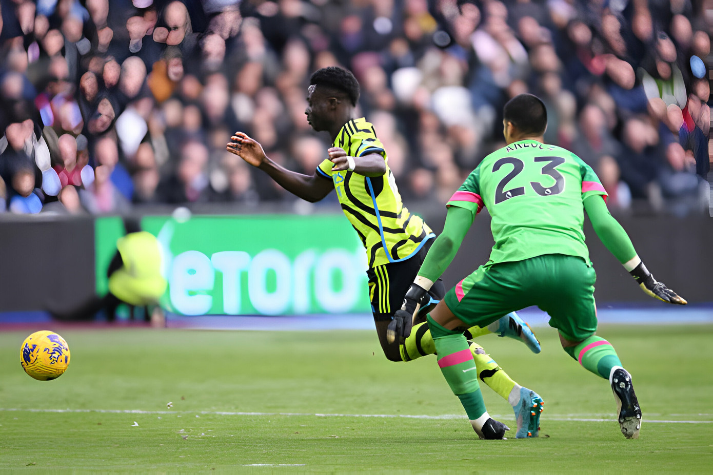 'Bom tấn' rực sáng, Arsenal vùi dập West Ham 6 bàn không gỡ ảnh 10 'Bom tấn' rực sáng, Arsenal vùi dập West Ham 6 bàn không gỡ ảnh 10