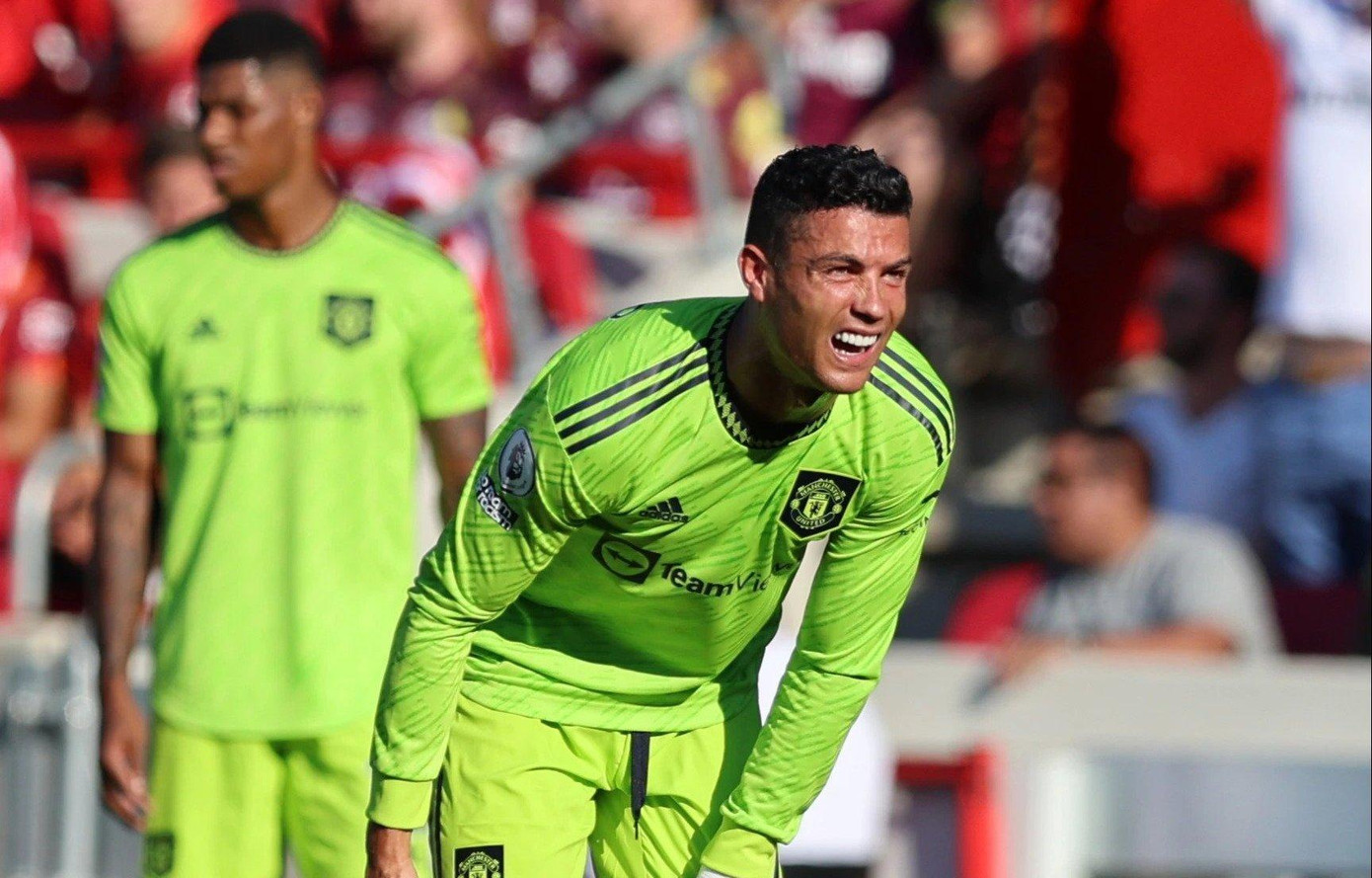 Ronaldo chỉ đứng thứ 3 về thu nhập