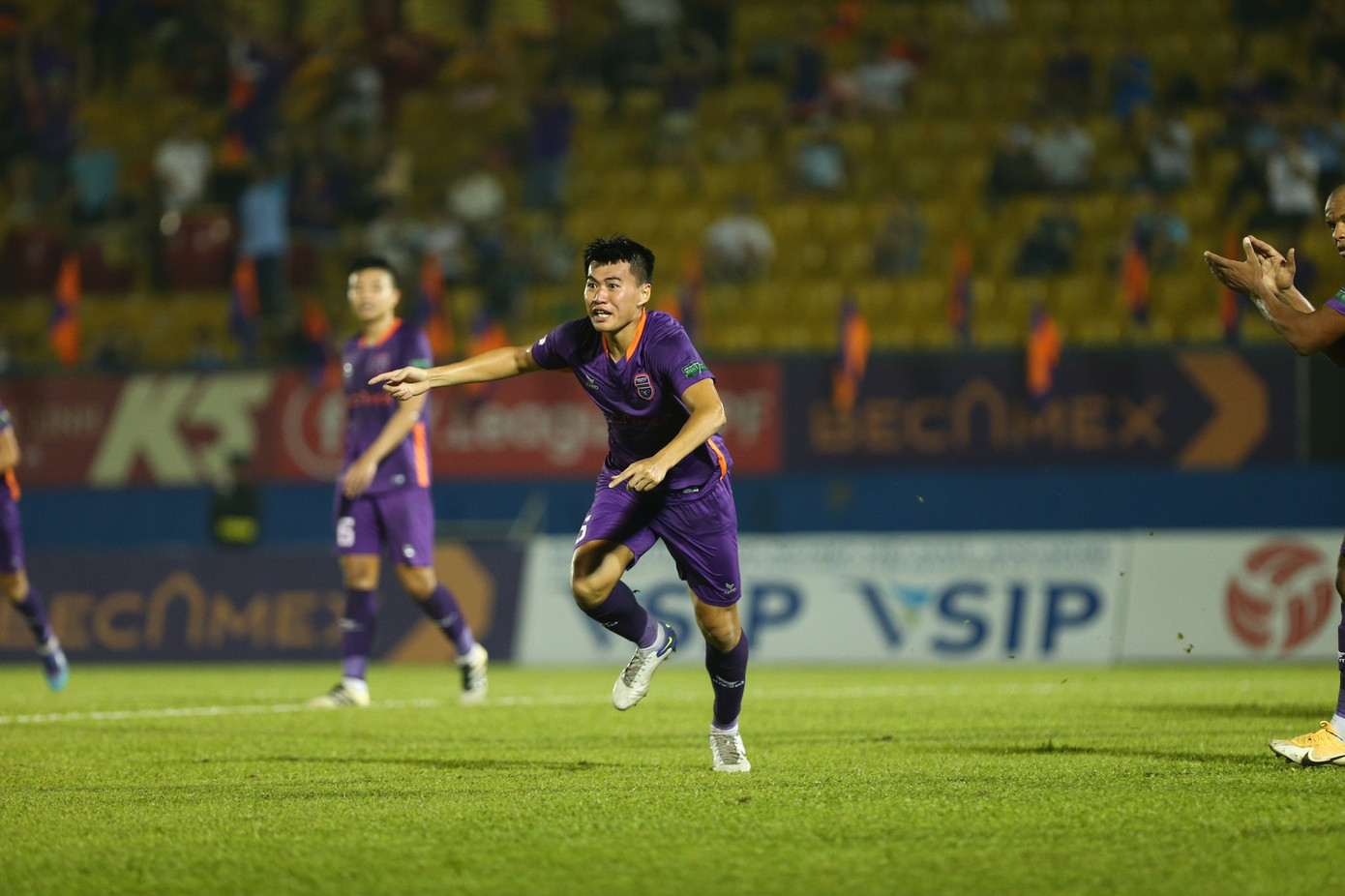 Niềm vui chiến thắng sẽ đến với Bình Dương?