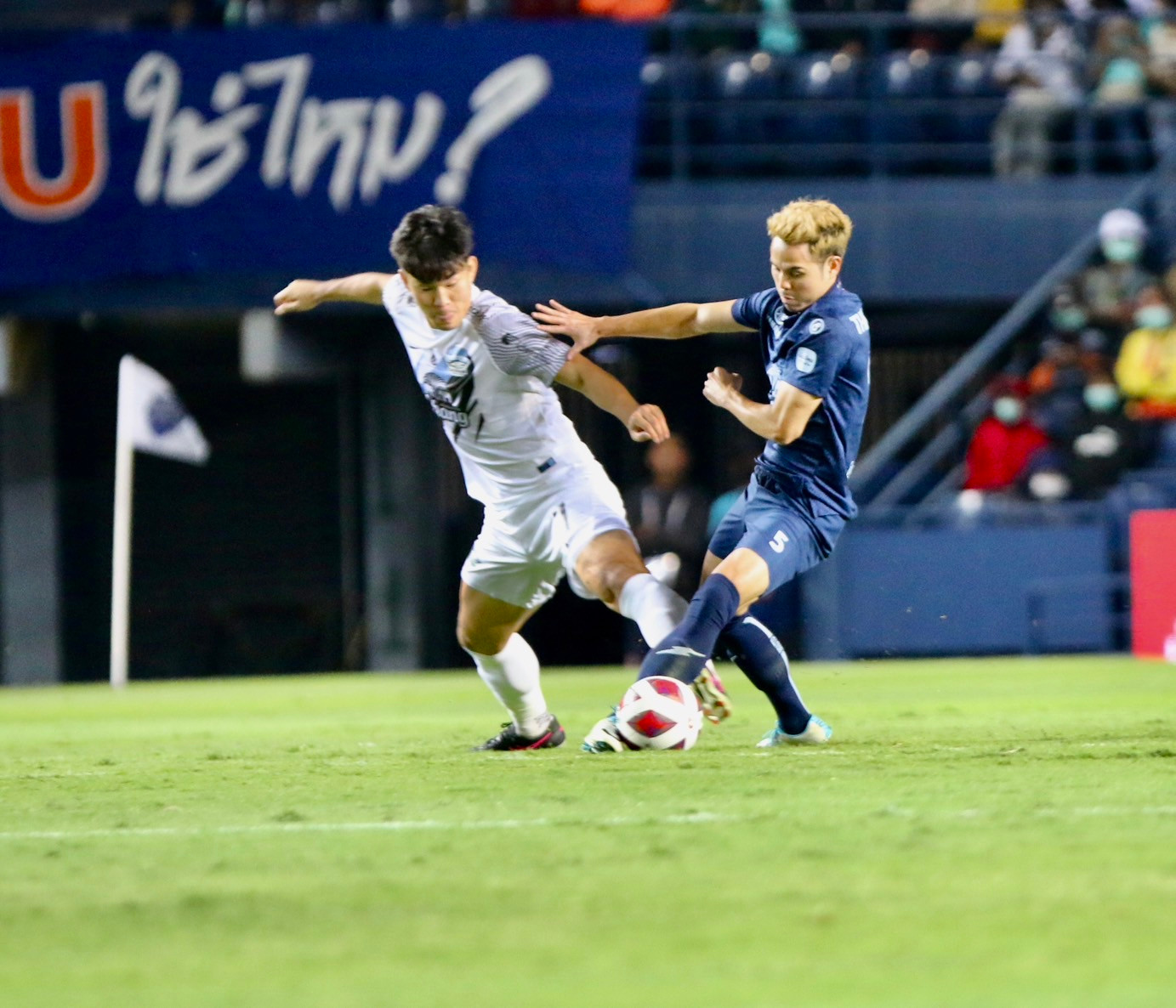 Buriram đứng cuối bảng với 6 điểm Buriram đứng cuối bảng với 6 điểm