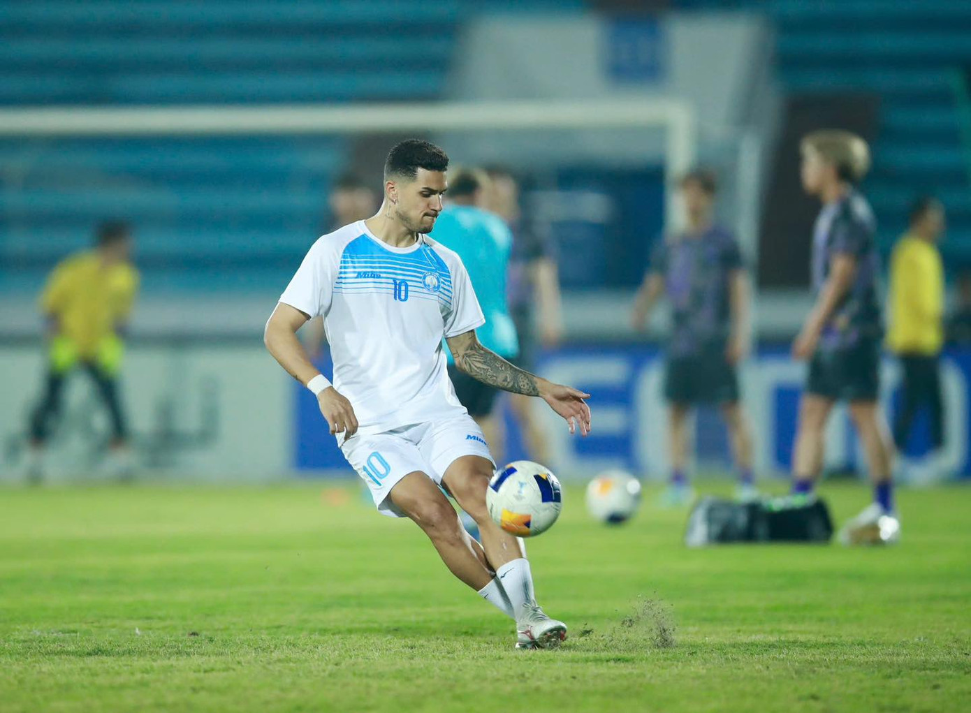 Thép Xanh Nam Định không tạo được bất ngờ trước Sanfrecce Hiroshima ảnh 2