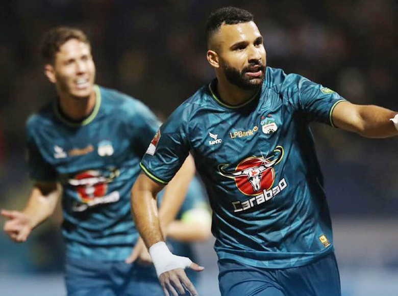 Thắng trận thứ 2 liên tiếp, HAGL dần rộng cơ hội trụ hạng ảnh 9 Thắng trận thứ 2 liên tiếp, HAGL dần rộng cơ hội trụ hạng ảnh 9